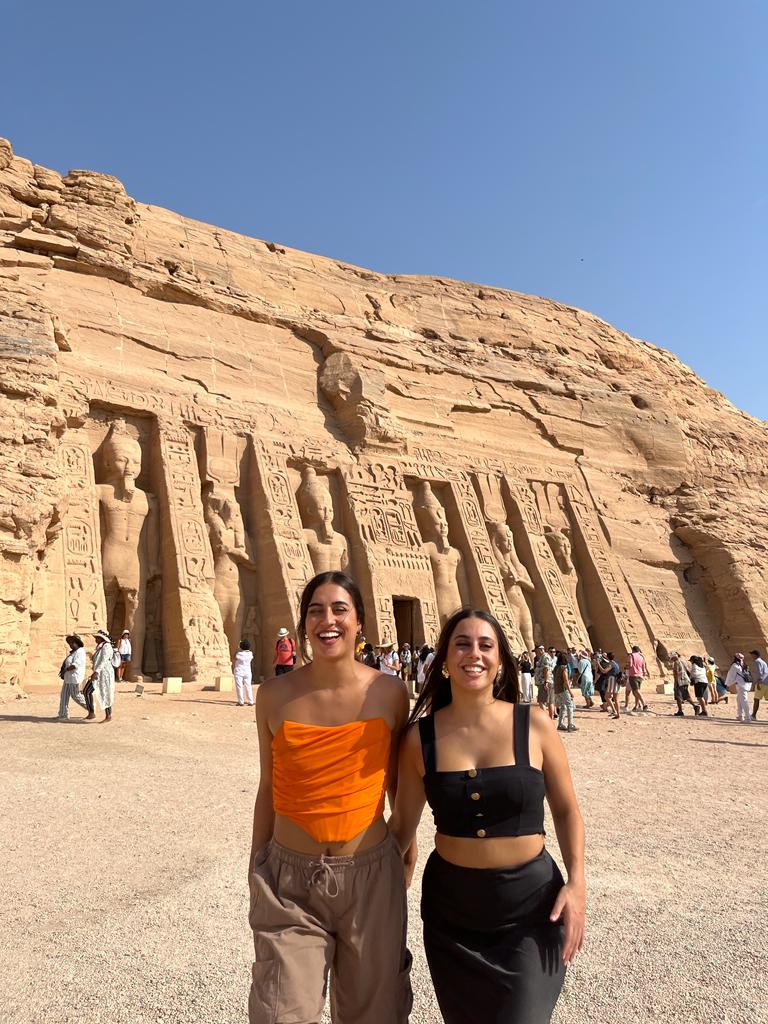 Paloma y Claudia
